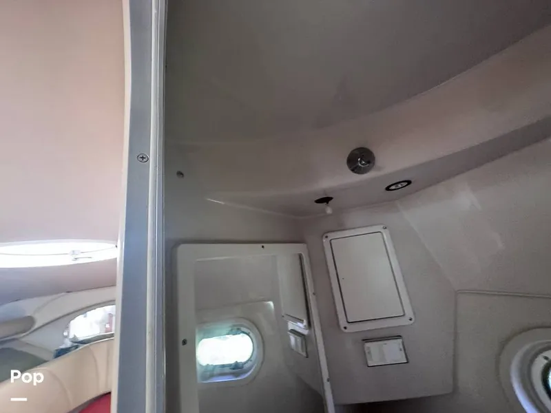 Slide: The Image of Four Winns 268 Vista Cruiser 2002 - 15572628