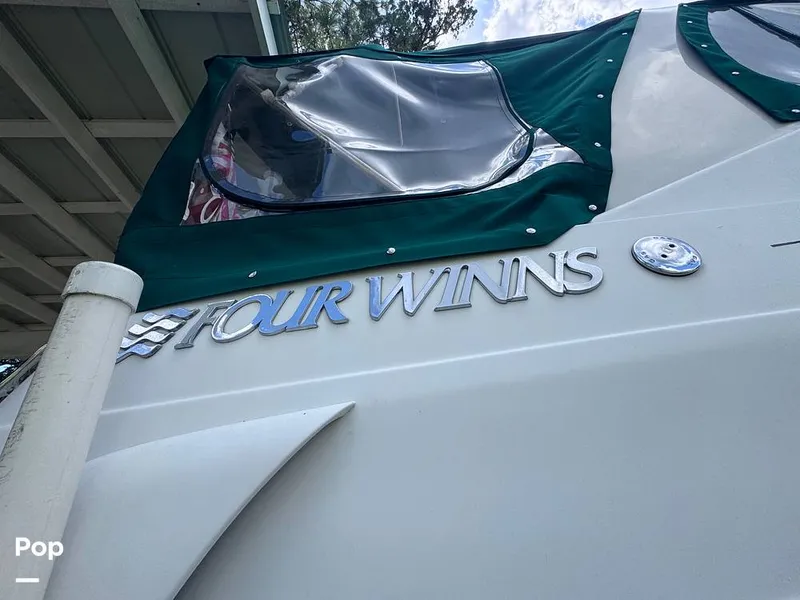 Slide: The Image of Four Winns 268 Vista Cruiser 2002 - 15572723