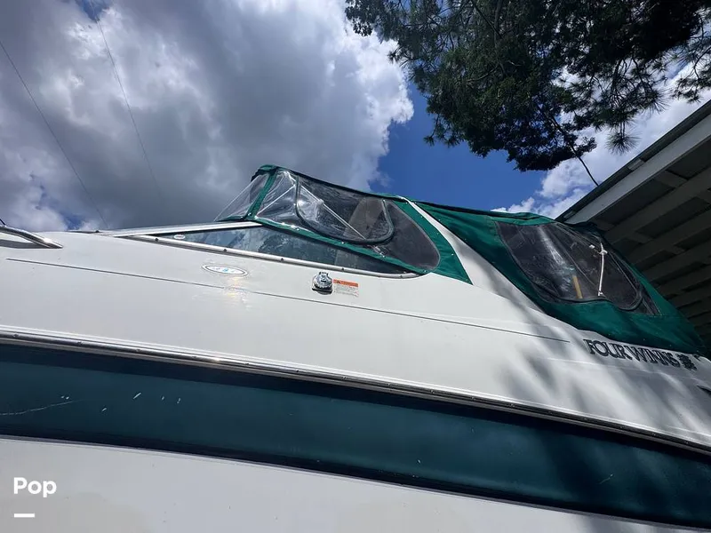 Slide: The Image of Four Winns 268 Vista Cruiser 2002 - 15572734