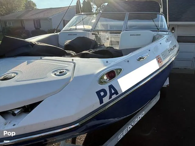 Slide: The Image of Sea-Doo Challenger 210 SE 2011 - 15662294