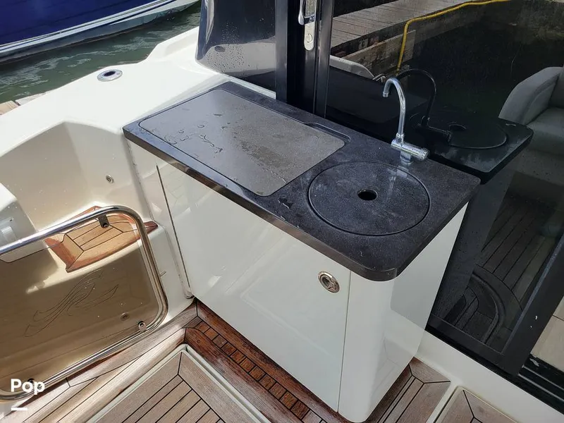 Slide: The Image of Sea Ray 470 Sundancer 2016 - 15600952