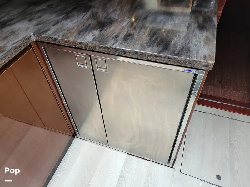 Slide: The Image of Sea Ray 470 Sundancer 2016 - 15600972