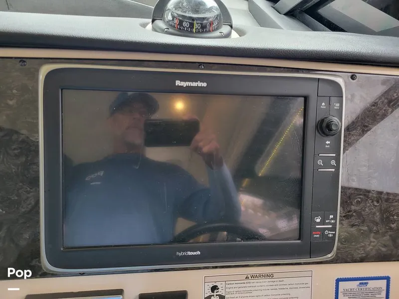 Slide: The Image of Sea Ray 470 Sundancer 2016 - 15600981