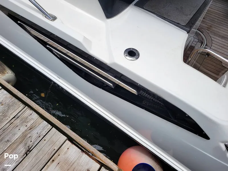 Slide: The Image of Sea Ray 470 Sundancer 2016 - 15601032