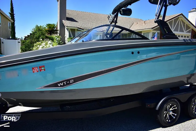 Slide: The Image of Heyday Wake Boats WT-2DC 2020 - 15838940