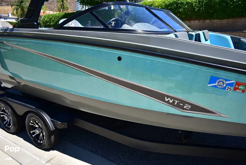 Slide: The Image of Heyday Wake Boats WT-2DC 2020 - 15838955