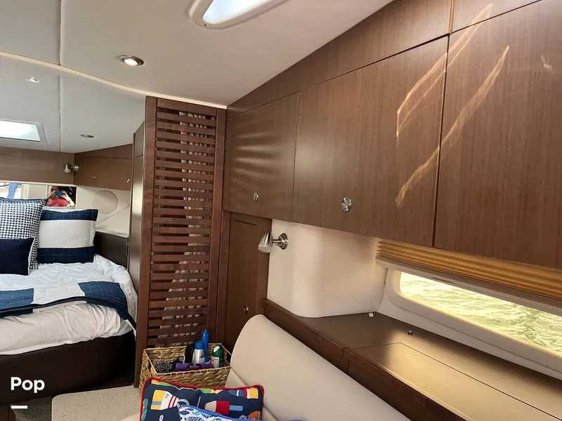 Slide: The Image of Sea Ray 370 Sundancer 2017 - 15946615