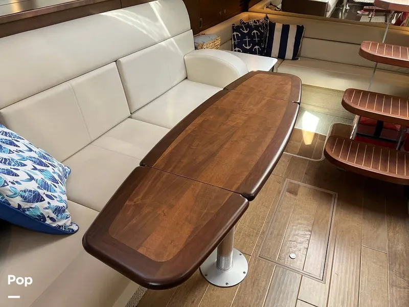 Slide: The Image of Sea Ray 370 Sundancer 2017 - 15946618