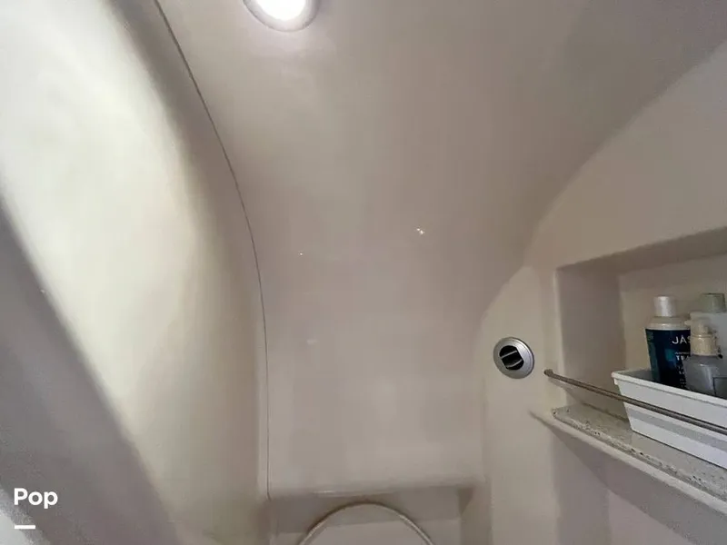 Slide: The Image of Sea Ray 370 Sundancer 2017 - 15946634