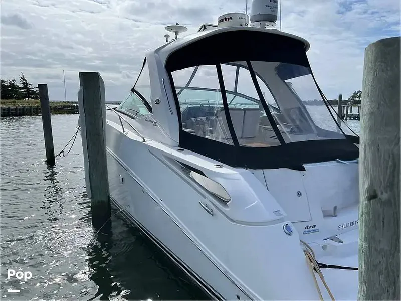 Slide: The Image of Sea Ray 370 Sundancer 2017 - 16042481