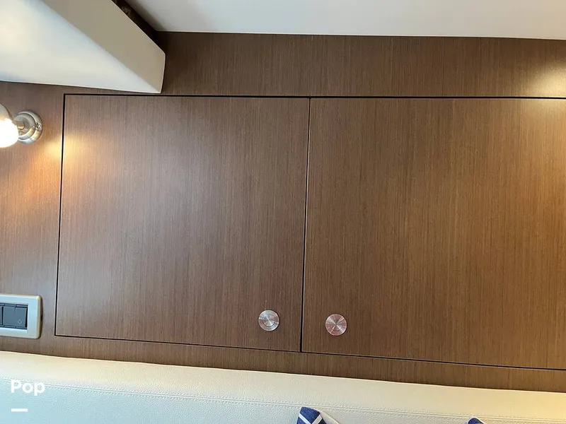 Slide: The Image of Sea Ray 370 Sundancer 2017 - 15946589