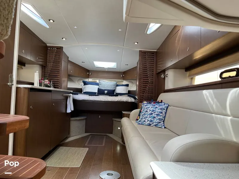 Slide: The Image of Sea Ray 370 Sundancer 2017 - 15946591