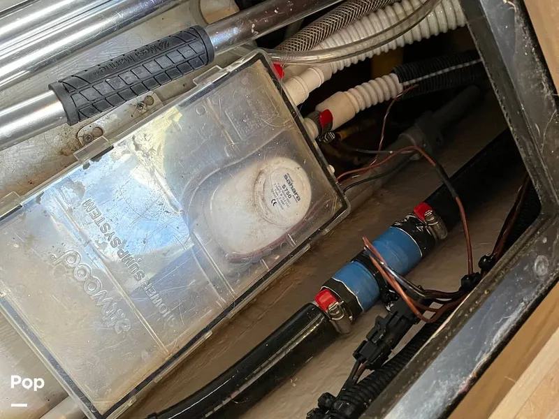 Slide: The Image of Sea Ray 370 Sundancer 2017 - 15946611