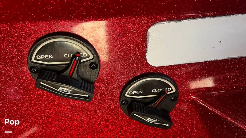 Slide: The Image of Live Well Controls - 15548152