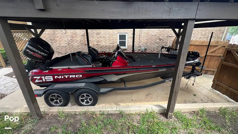 Slide: The Image of 2018 Nitro Z19 - 15548127