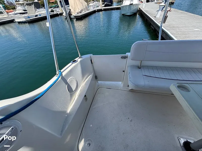 Slide: The Image of Bayliner 245 2005 - 15571012