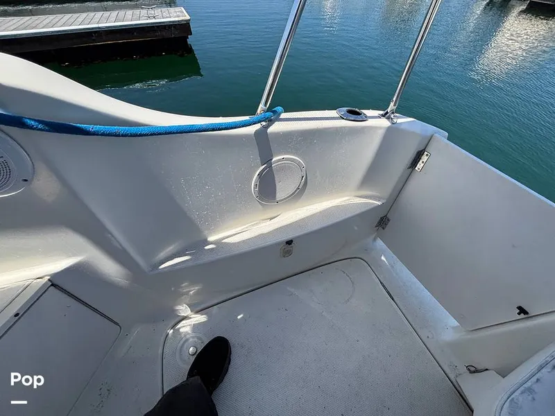 Slide: The Image of Bayliner 245 2005 - 15571011