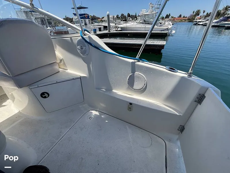 Slide: The Image of Bayliner 245 2005 - 15571002