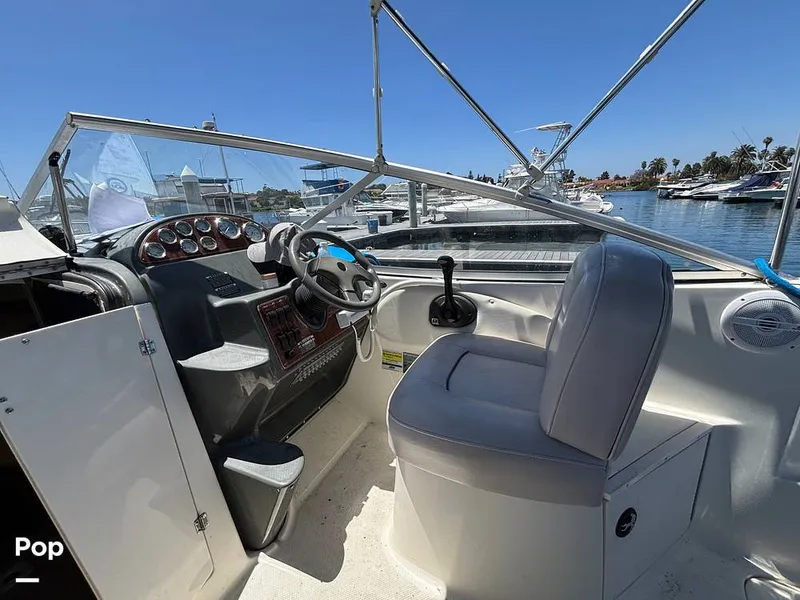 Slide: The Image of Bayliner 245 2005 - 15570994