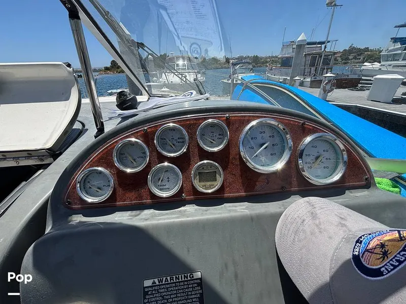 Slide: The Image of Bayliner 245 2005 - 15570991