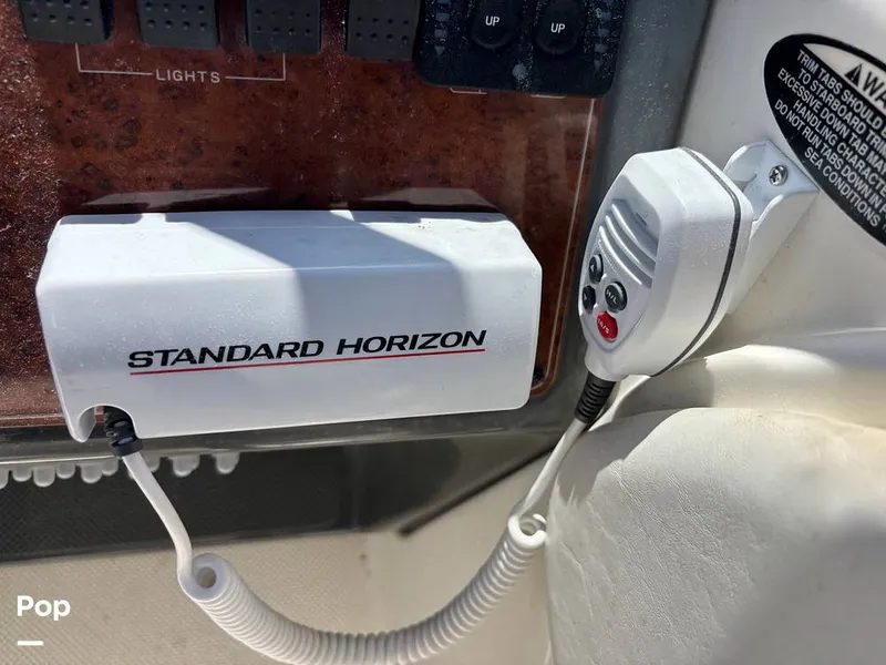 Slide: The Image of Bayliner 245 2005 - 15570985