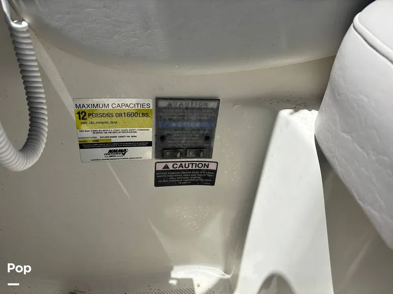 Slide: The Image of Bayliner 245 2005 - 15570981