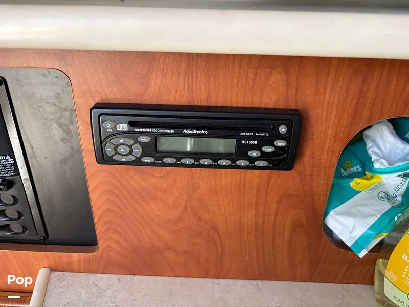 Slide: The Image of Bayliner 245 2005 - 15570964