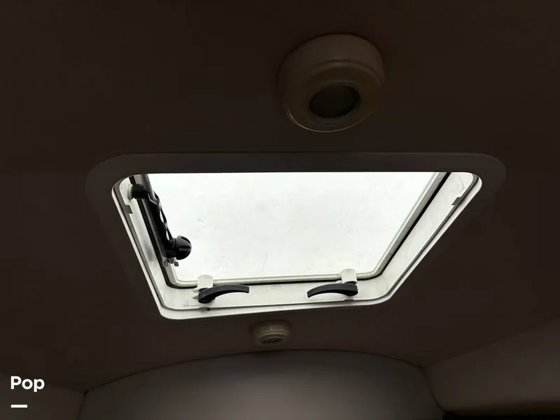 Slide: The Image of Bayliner 245 2005 - 15570959