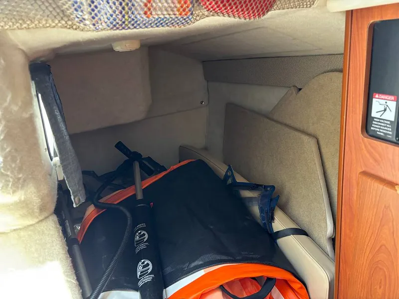 Slide: The Image of Bayliner 245 2005 - 15570957