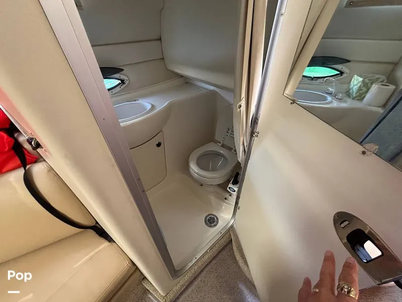 Slide: The Image of Bayliner 245 2005 - 15570955