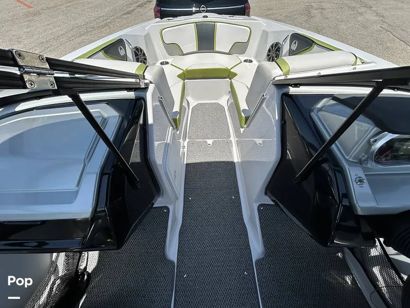 Slide: The Image of Scarab HO Impulse 2015 - 15569551