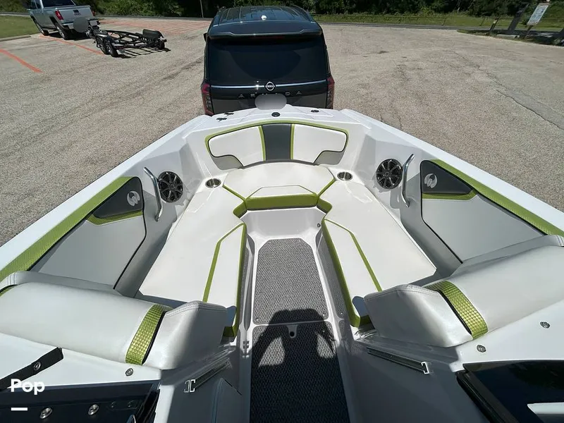 Slide: The Image of Scarab HO Impulse 2015 - 15569552