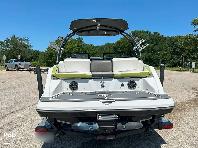 Slide: The Image of Scarab HO Impulse 2015 - 15569411