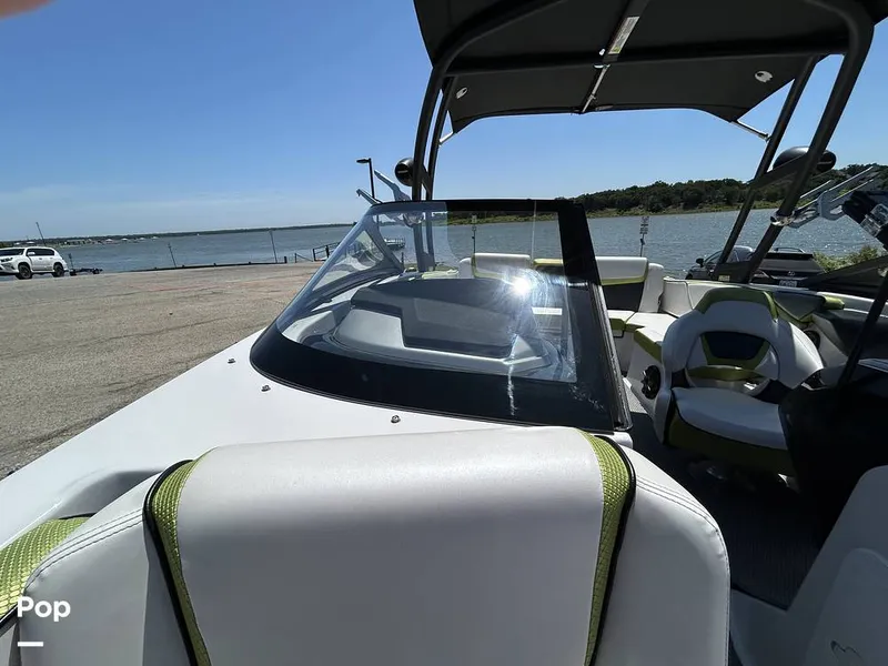 Slide: The Image of Scarab HO Impulse 2015 - 15569401