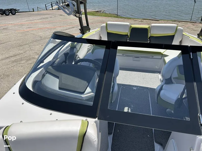 Slide: The Image of Scarab HO Impulse 2015 - 15569403