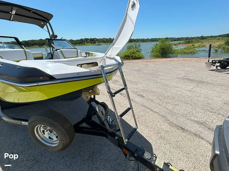 Slide: The Image of Scarab HO Impulse 2015 - 15569435