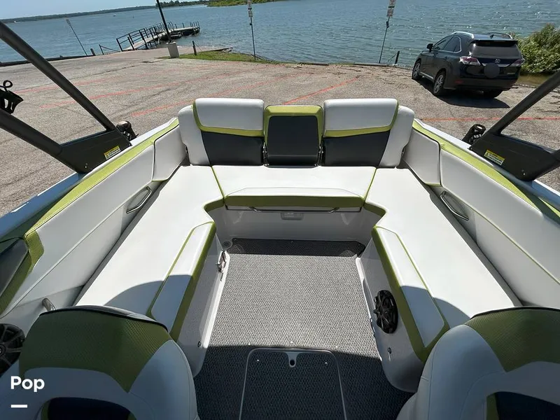 Slide: The Image of Scarab HO Impulse 2015 - 15569496