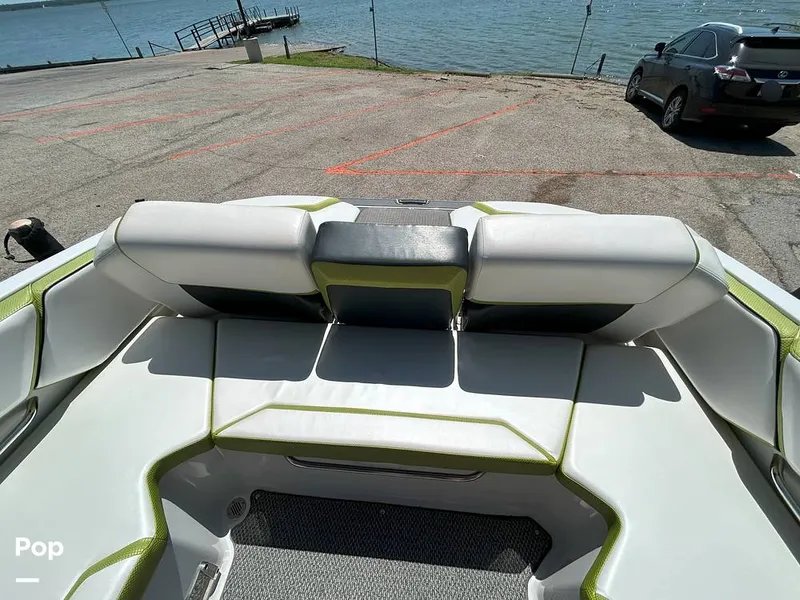 Slide: The Image of Scarab HO Impulse 2015 - 15569504