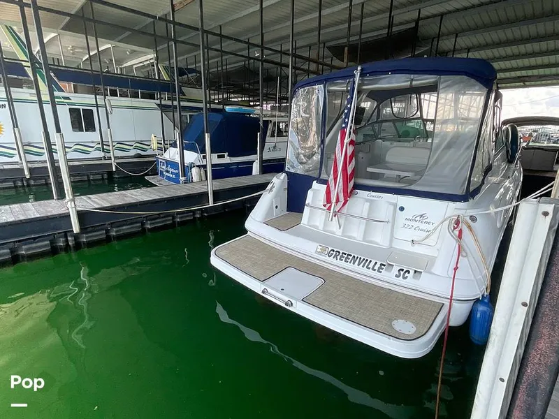 Slide: The Image of Monterey 322 CRUISER 2001 - 15595412