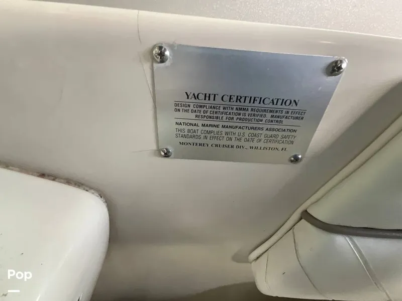 Slide: The Image of Monterey 322 CRUISER 2001 - 15585704