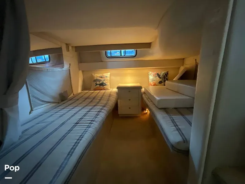 Slide: The Image of Monterey 322 CRUISER 2001 - 15585711