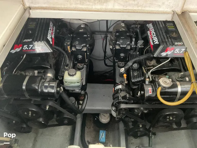 Slide: The Image of Monterey 322 CRUISER 2001 - 15585749