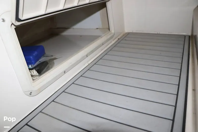 Slide: The Image of Regal Commodore 402 1998 - 15606805