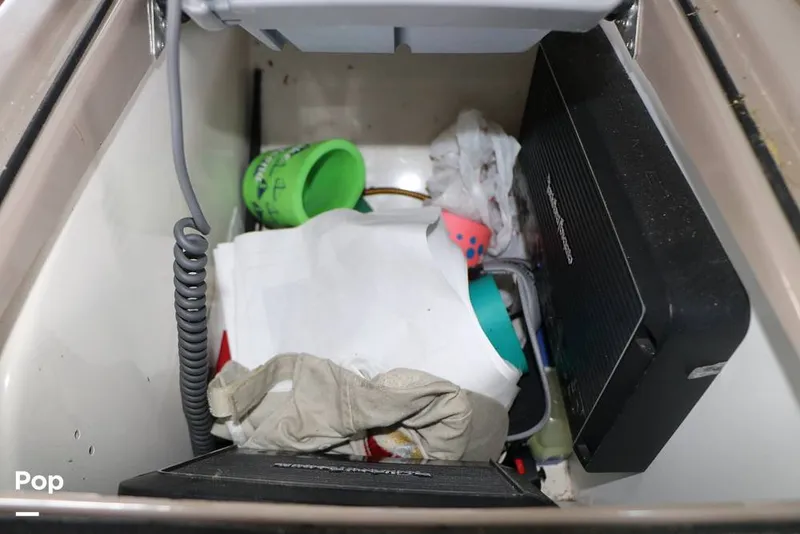 Slide: The Image of Regal Commodore 402 1998 - 15606823