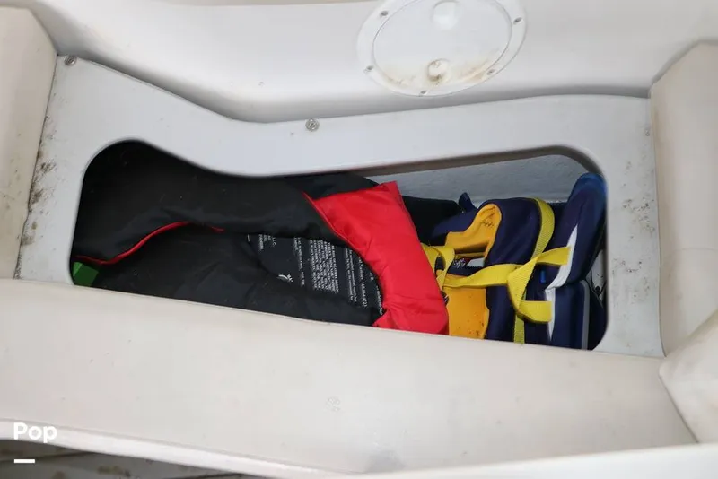 Slide: The Image of Regal Commodore 402 1998 - 15606888