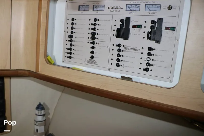 Slide: The Image of Regal Commodore 402 1998 - 15606826