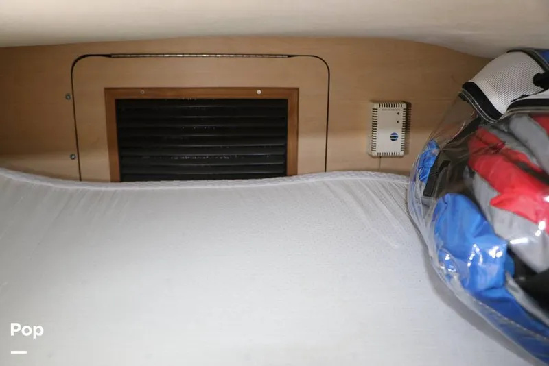 Slide: The Image of Regal Commodore 402 1998 - 15606837