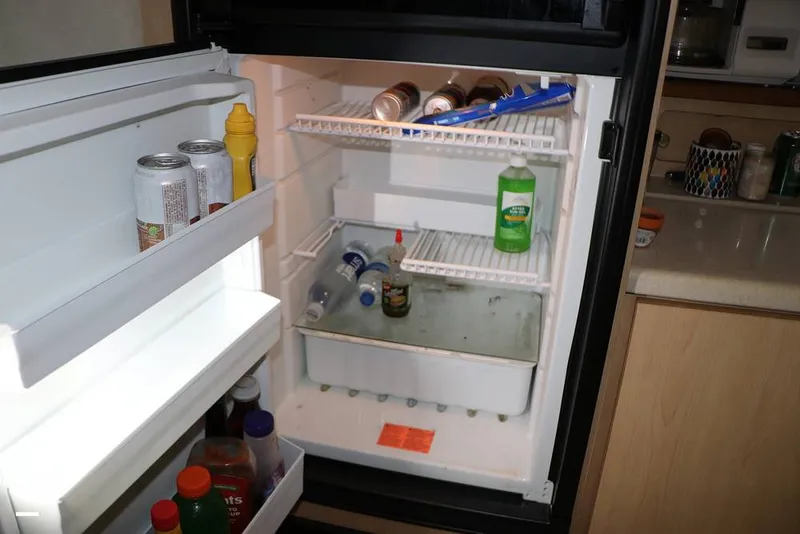 Slide: The Image of Regal Commodore 402 1998 - 15606851