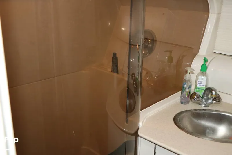 Slide: The Image of Regal Commodore 402 1998 - 15606862