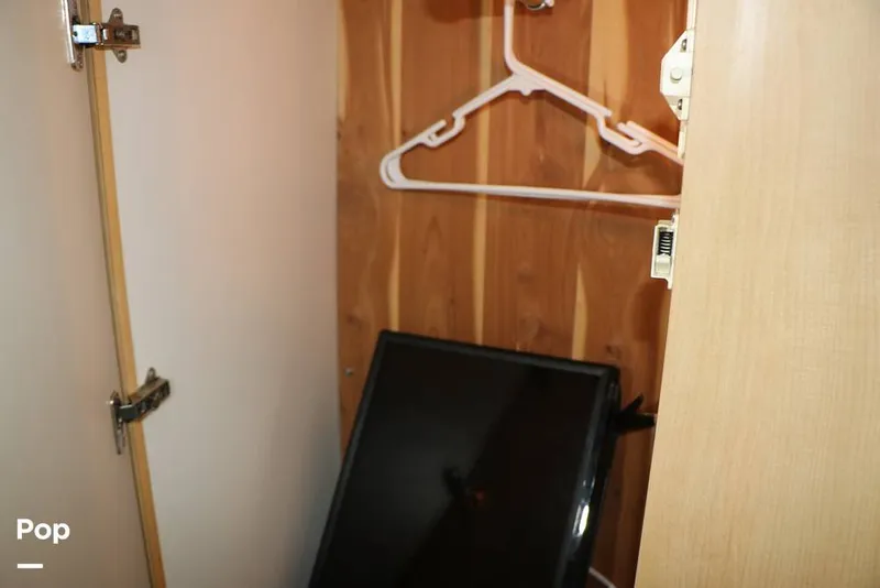 Slide: The Image of Regal Commodore 402 1998 - 15606876